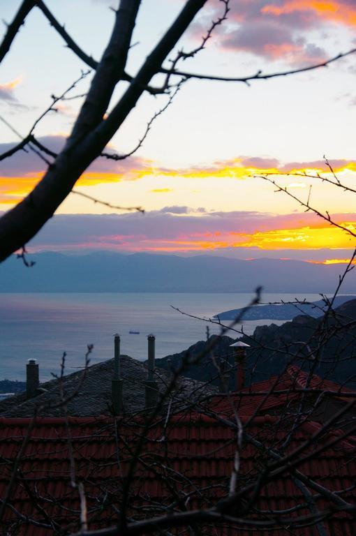 Sarafis Guesthouse Agios Lavrentios Екстер'єр фото